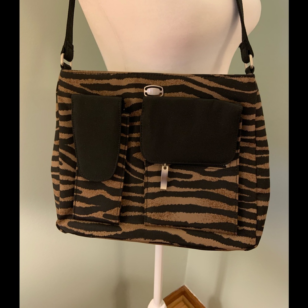Tiger print canvas shoulder bag